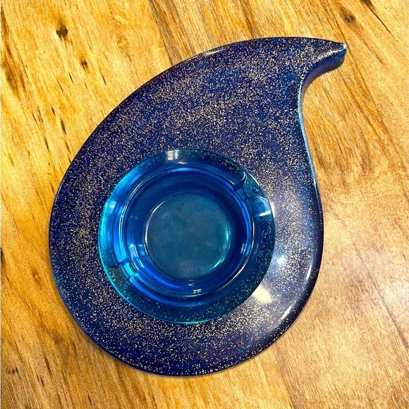 Vintage Retro Ashtray - Picture 2 of 9